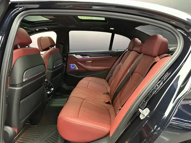 BMW 5 Series — Фото автомобиля 6