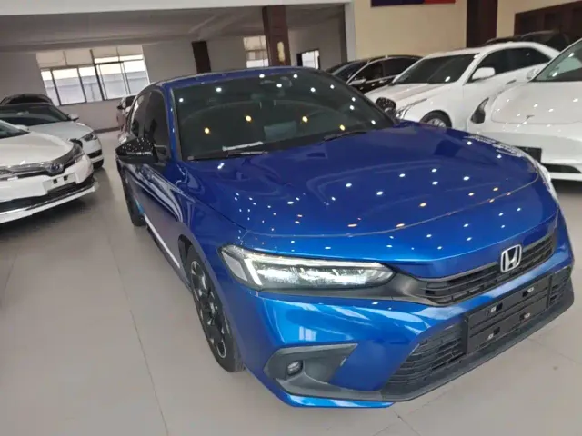 Honda Civic — Фото автомобиля 3