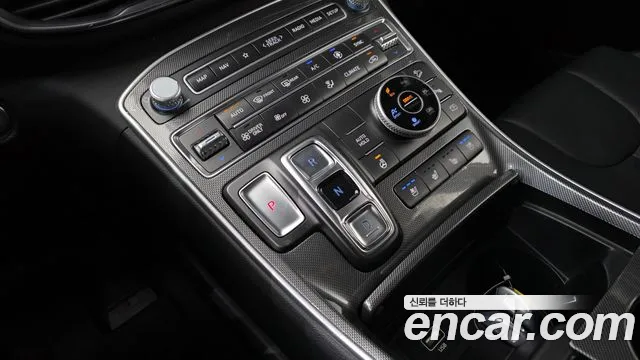 Hyundai Santafe Новый Santa Fe — Фото автомобиля 9