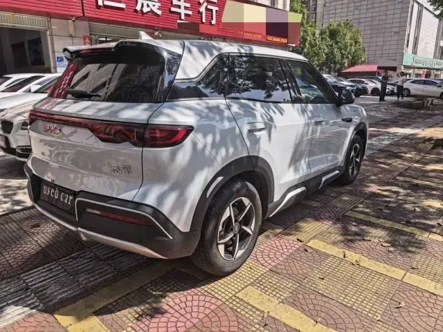 BYD Yuan UP — Фото автомобиля 4