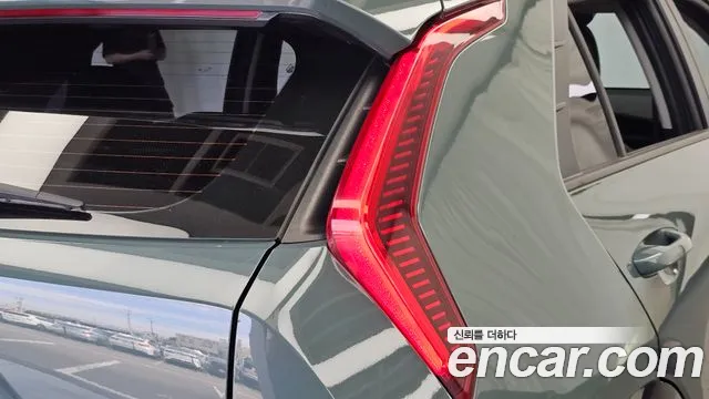 Kia Niro The All New — Фото автомобиля 8