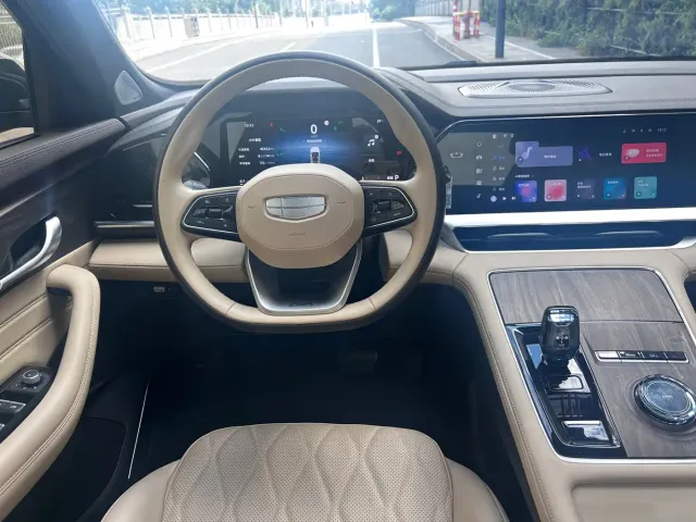 Geely Xingyue L — Фото автомобиля 12