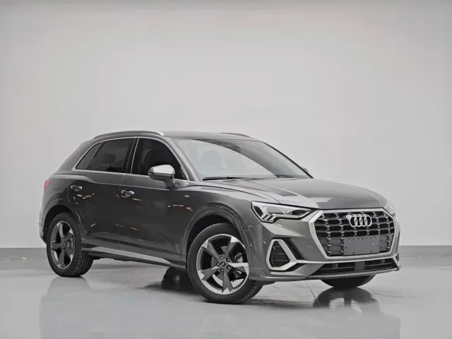 Audi Q3 — Фото автомобиля 3