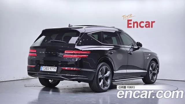 Genesis GV80 — Фото автомобиля 2