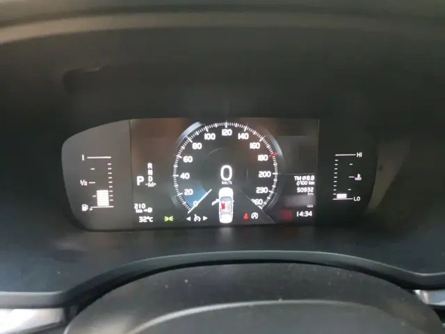 Volvo S60 — Фото автомобиля 3