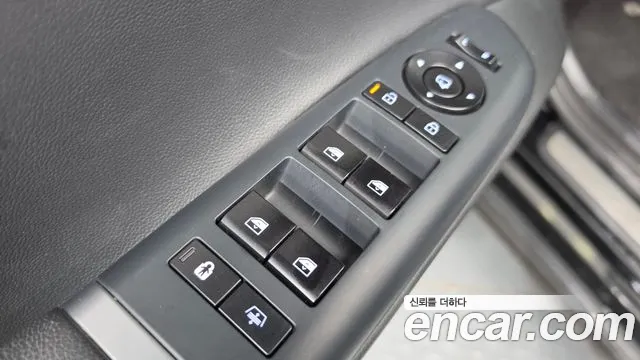 Hyundai Grandeur GN7 — Фото автомобиля 26
