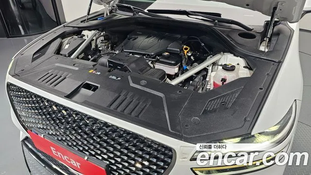 Genesis GV70 2.5T Бензин AWD — Фото автомобиля 5