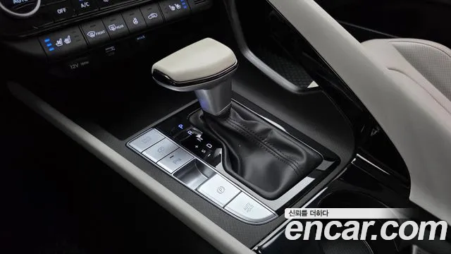 Hyundai Avante CN7 — Фото автомобиля 8