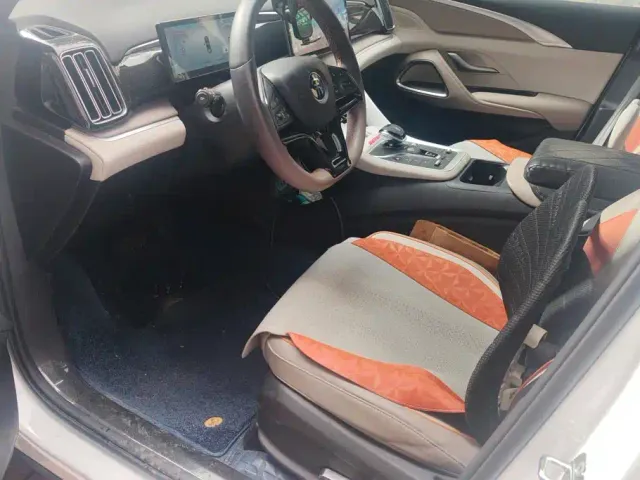 BYD Song Pro — Фото автомобиля 9