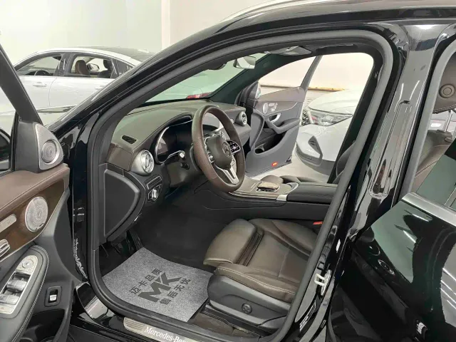 Mercedes-Benz Mercedes-Benz GLC 2022 GLC 300 L 4MATIC Dynamic Collector's Edition — Фото автомобиля 4