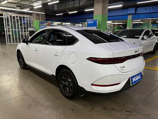 BYD Qin PLUS — Фото автомобиля 5