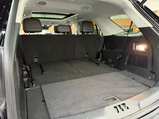Ford Explorer — Фото автомобиля 16