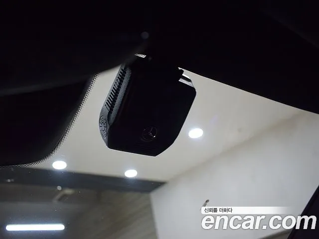 Mercedes-Benz E-Class — Фото автомобиля 18
