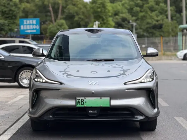 IM Motors LS6 — Фото автомобиля 2