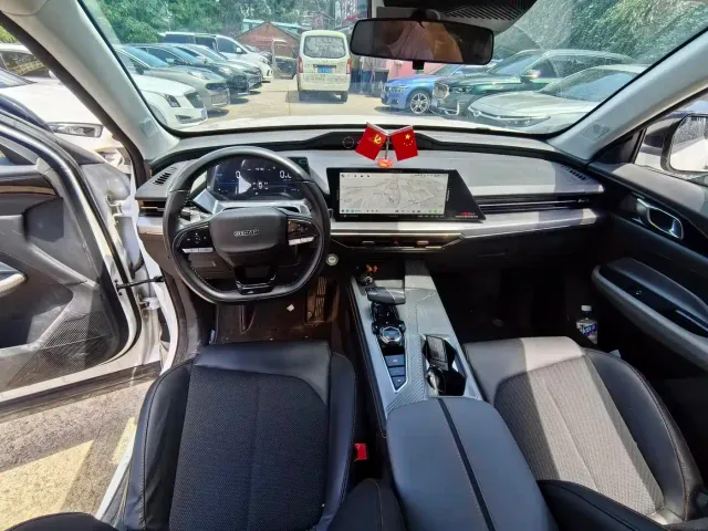 Changan Z6 — Фото автомобиля 7