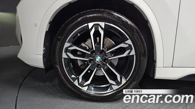 BMW X1 U11 — Фото автомобиля 5