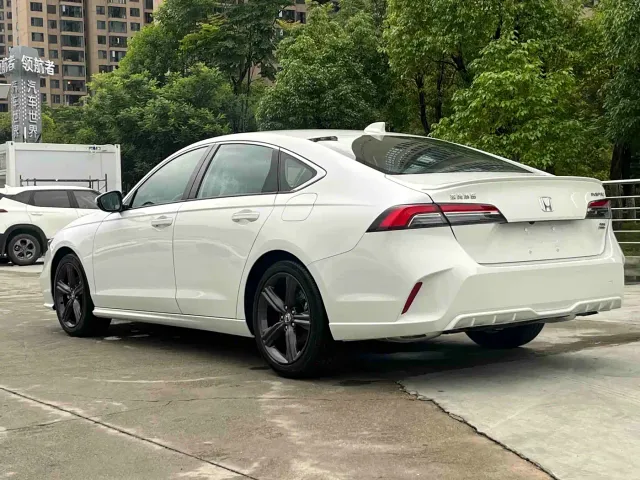 Honda Inspire — Фото автомобиля 4