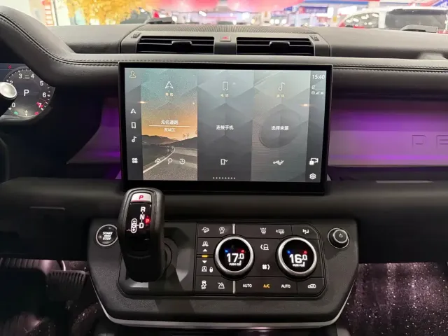 Land Rover Land Rover Defender 2022 110 P400 X-DYNAMIC HSE — Фото автомобиля 15
