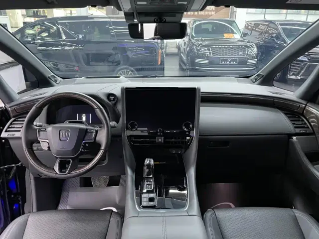 Toyota Vellfire — Фото автомобиля 7