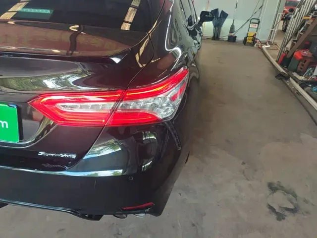 Toyota Camry — Фото автомобиля 7