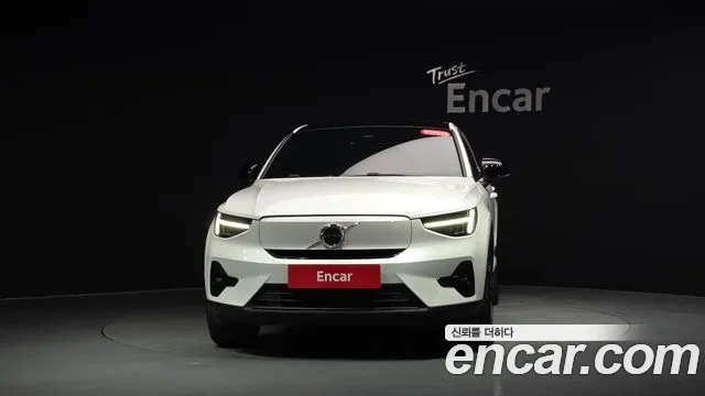 Volvo C40 Recharge — Фото автомобиля 3