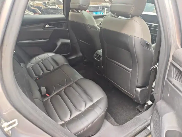 Citroen C5 X — Фото автомобиля 8