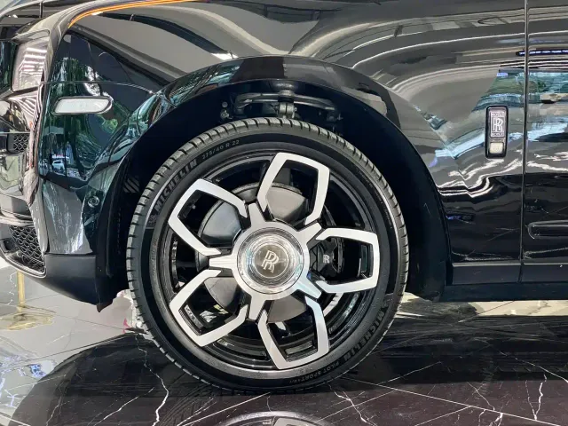 Rolls-Royce Cullinan — Фото автомобиля 4