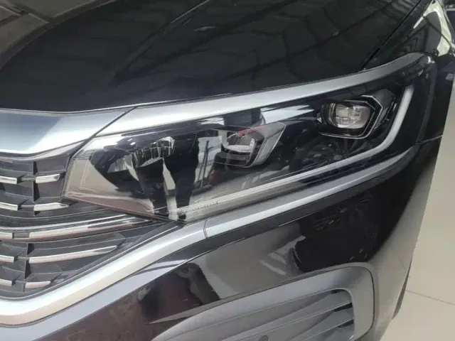 Volkswagen Passat — Фото автомобиля 23