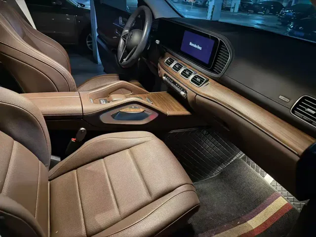 Mercedes-Benz GLE-Class — Фото автомобиля 7