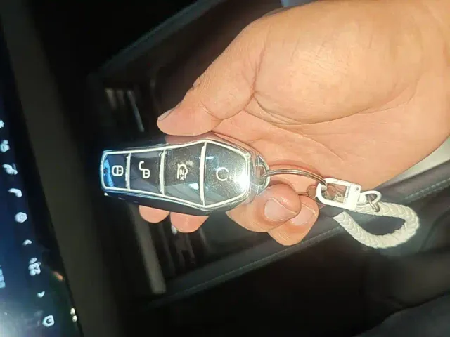 BYD Seal 06 DM-i Touring — Фото автомобиля 8