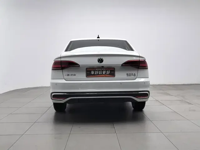 Volkswagen Bora — Фото автомобиля 4