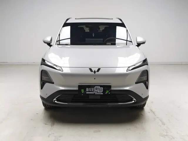 Wuling Starlight S — Фото автомобиля 2