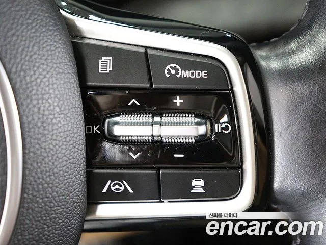 Kia Canival Carnival 4 поколение 9 мест Prestige — Фото автомобиля 12