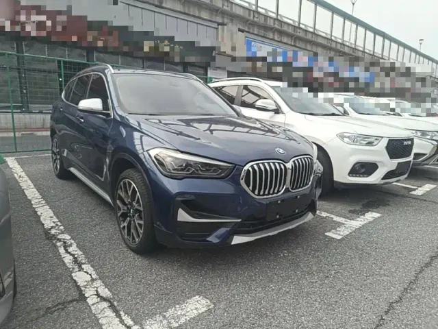 BMW X1 — Фото автомобиля 3
