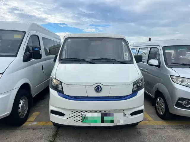 Фотография автомобиля — Dongfeng Yufeng EM27