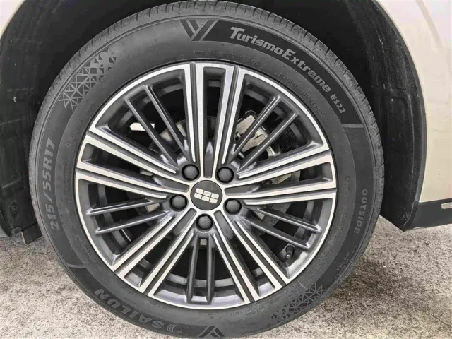 Geely Galaxy Stellar 6 — Фото автомобиля 9