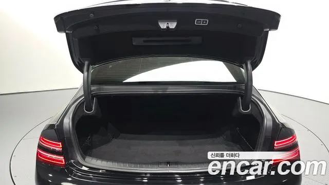Genesis G80 Бензин 3.5 турбо AWD — Фото автомобиля 20