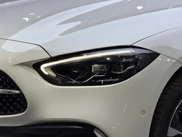 Mercedes-Benz C-Class — Фото автомобиля 6
