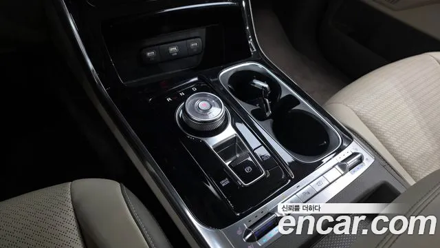Kia Canival Carnival 4 поколение Бензин 9 мест Signature — Фото автомобиля 9