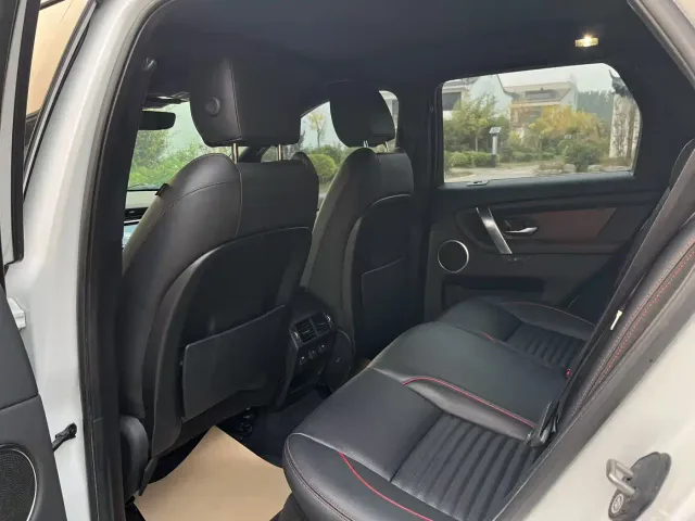 Land Rover Discovery Sport — Фото автомобиля 5
