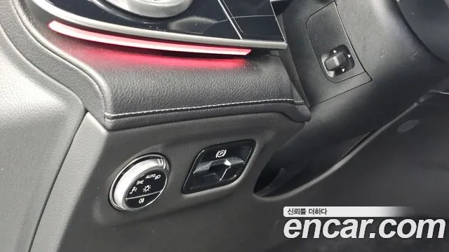 Mercedes-Benz EQS — Фото автомобиля 21