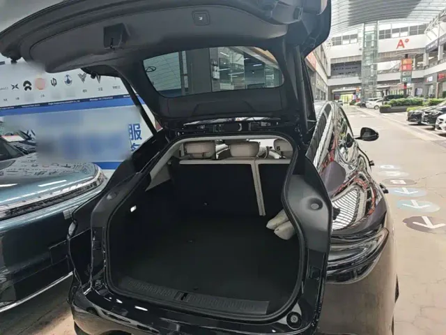 IM Motors LS6 — Фото автомобиля 18