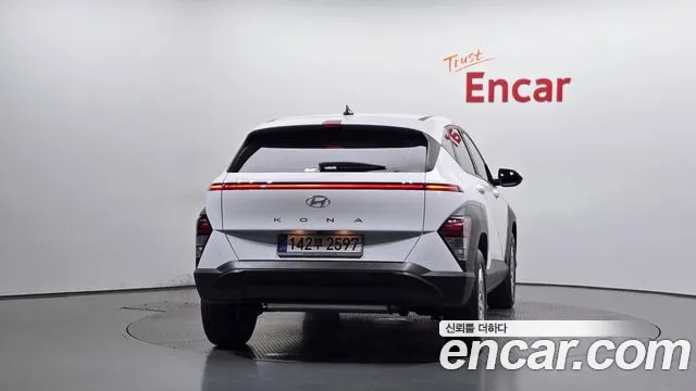 Hyundai Kona SX2 — Фото автомобиля 4