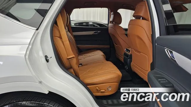 Genesis GV80 — Фото автомобиля 17