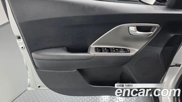 Kia Niro Niro Plus Air — Фото автомобиля 20