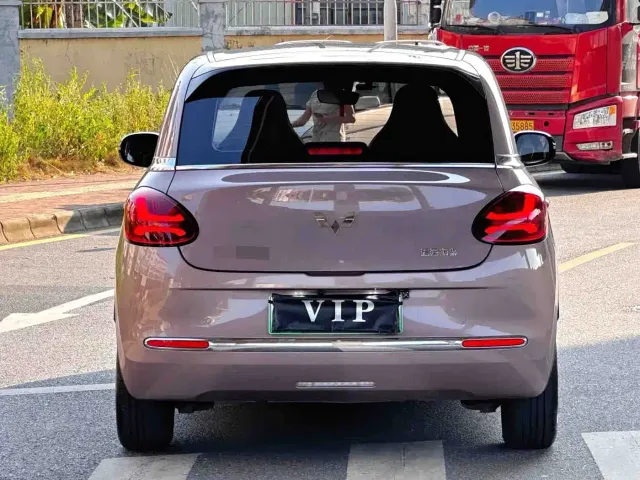 Wuling Bingo — Фото автомобиля 8