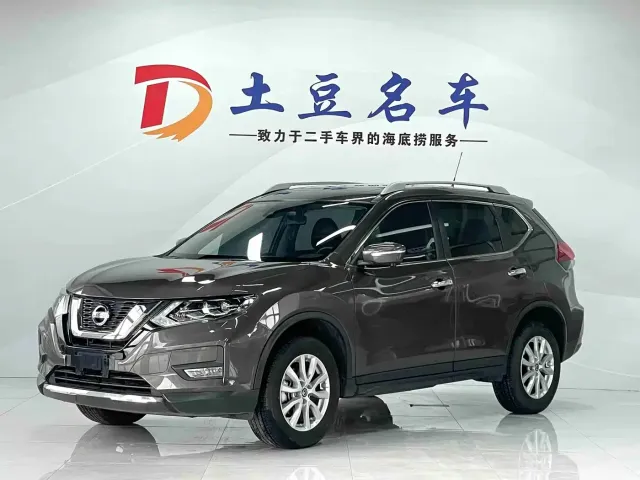 Фотография автомобиля — Nissan X-Trail
