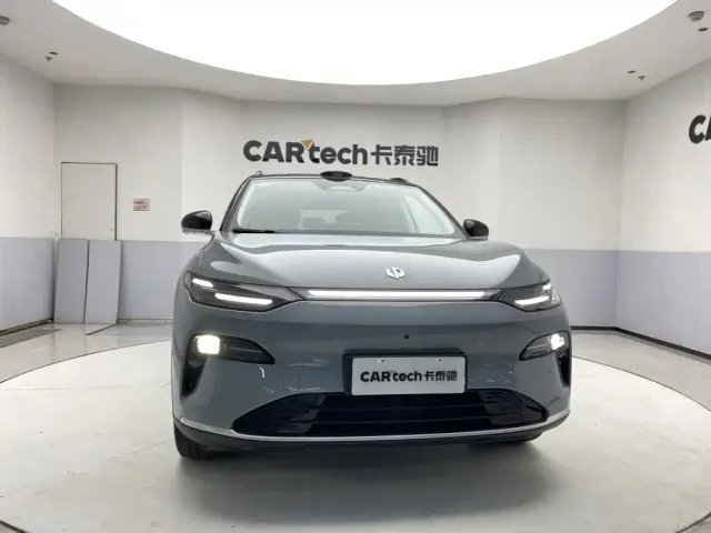 Leapmotor C11 — Фото автомобиля 3