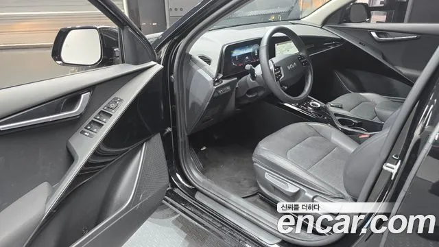Kia Niro Niro (New) — Фото автомобиля 15