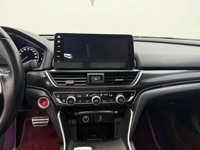 Honda Accord — Фото автомобиля 11
